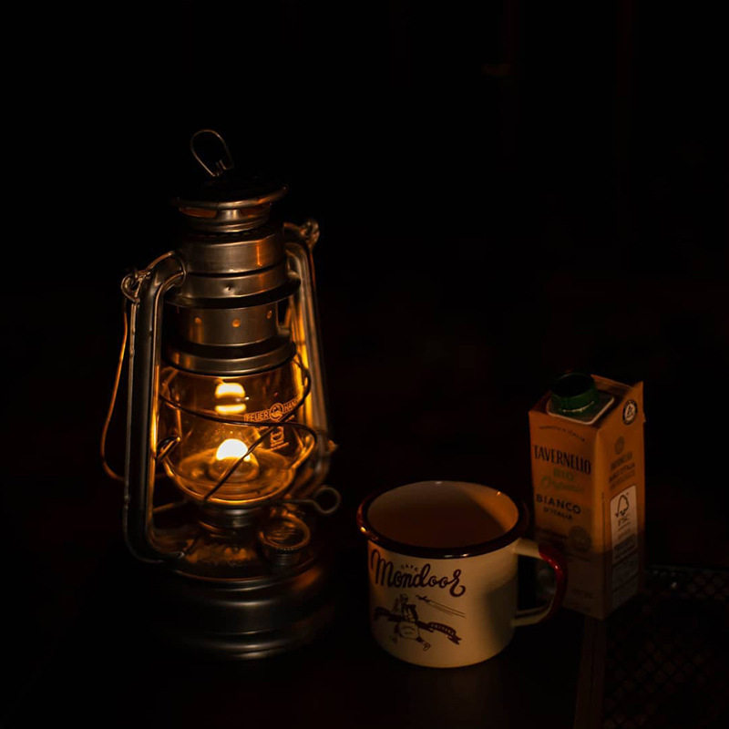 Fire hand lamp outdoor retro portable camping kerosene lamp boutique German photography good outdoor camping lamp