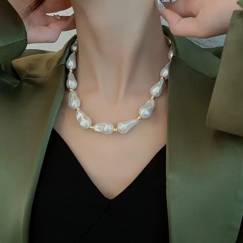 European and American Elegant Baroque Special-Shaped Pearl Necklace Women's Personalized Light Luxury High-Level Clavicle Chain Necklace Chain Woolen Chain