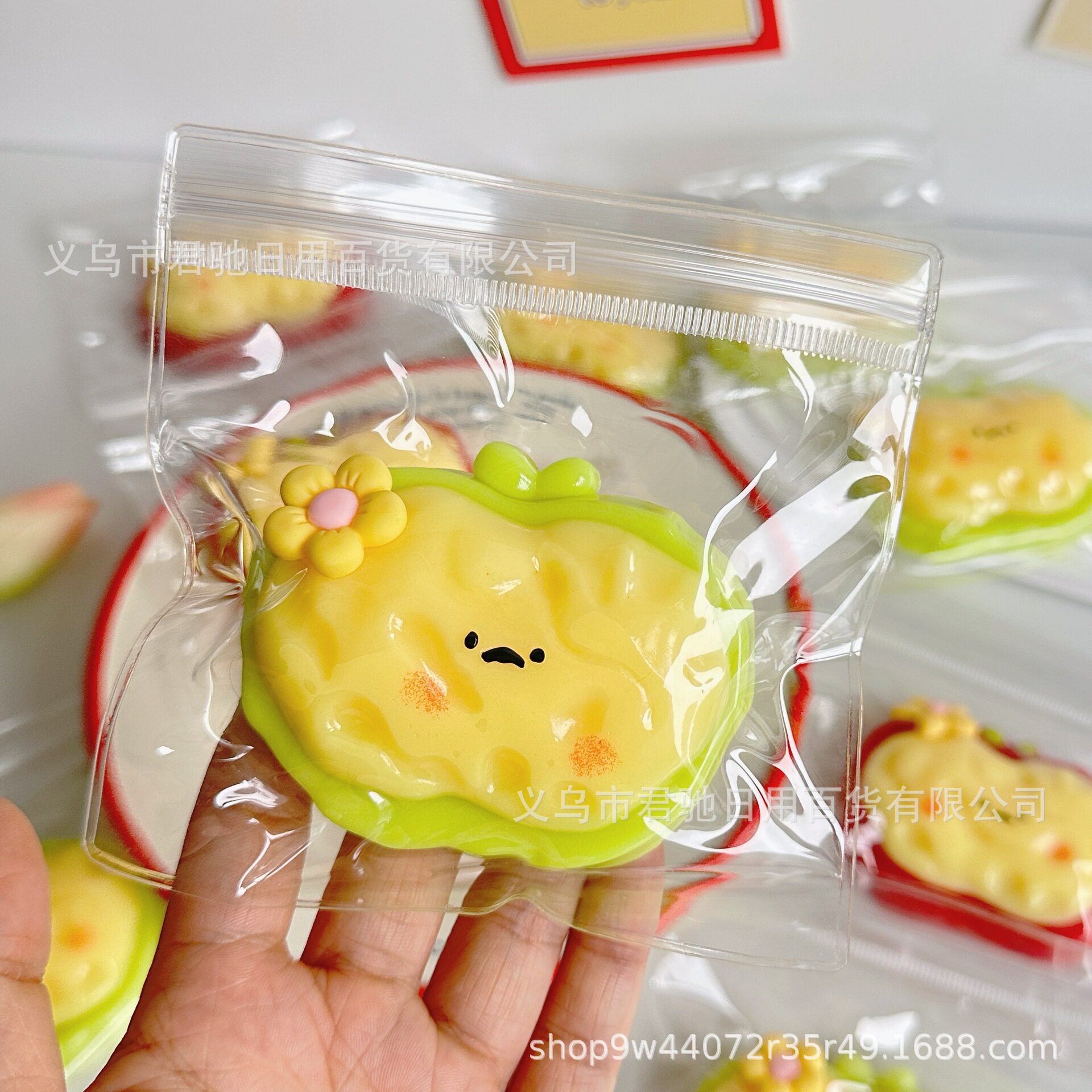 捏捏乐玩具爆款网红高颜值创意仿真食物慢回弹烂泥感儿童解压玩具