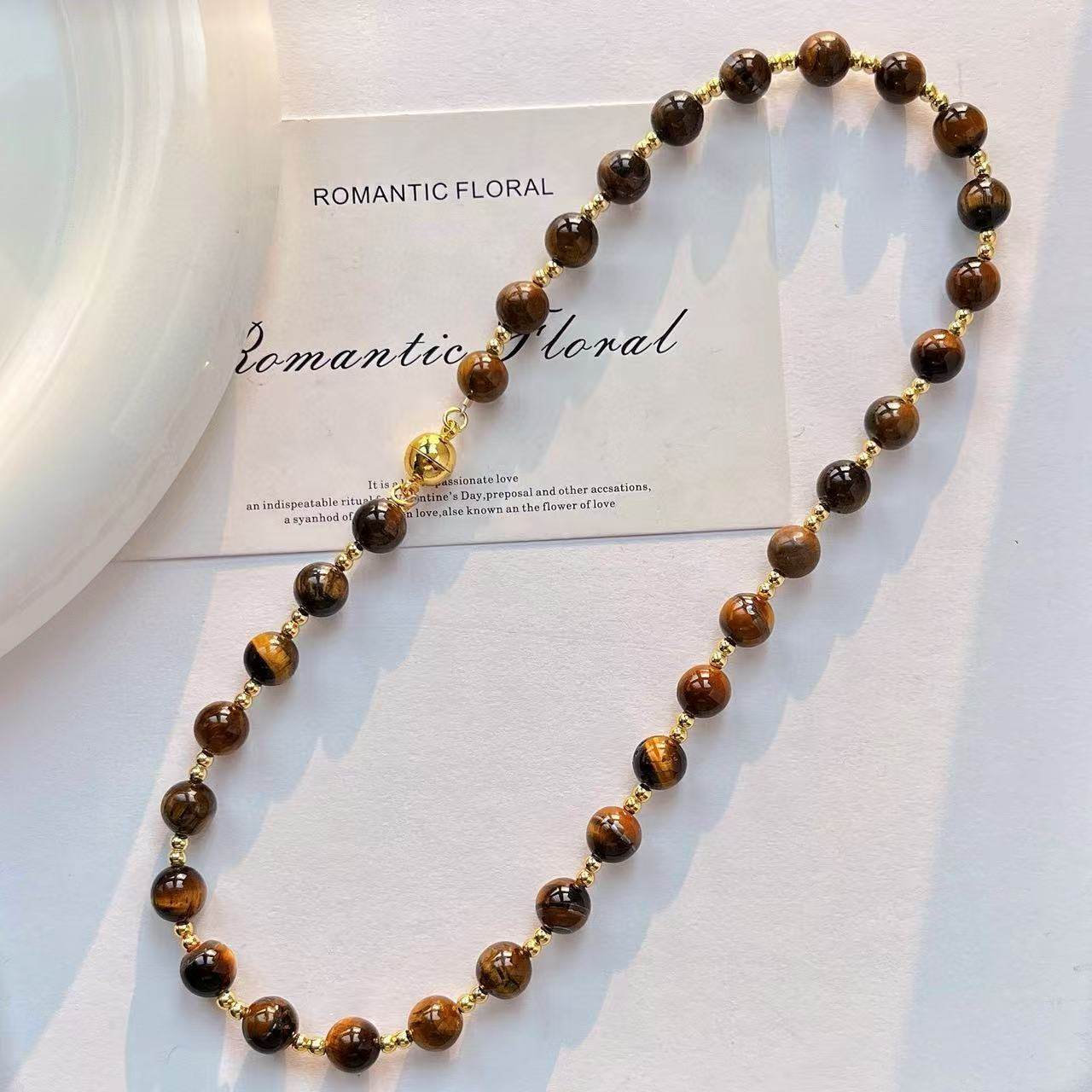 The Shop Owner Recommends the New Autumn and Winter Premium Melard-Style Natural Tiger Eye Stone Necklace. Authenticity Can Be Verified and Re-Inspected at the Base