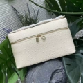 White l27 [gold buckle]