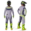 No knee pads style 4
