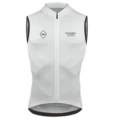 Vest 4