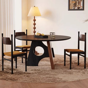 Vintage-Style Retro Round Dining Table Set with Solid Wood Dining Table and Chairs for Small Spaces