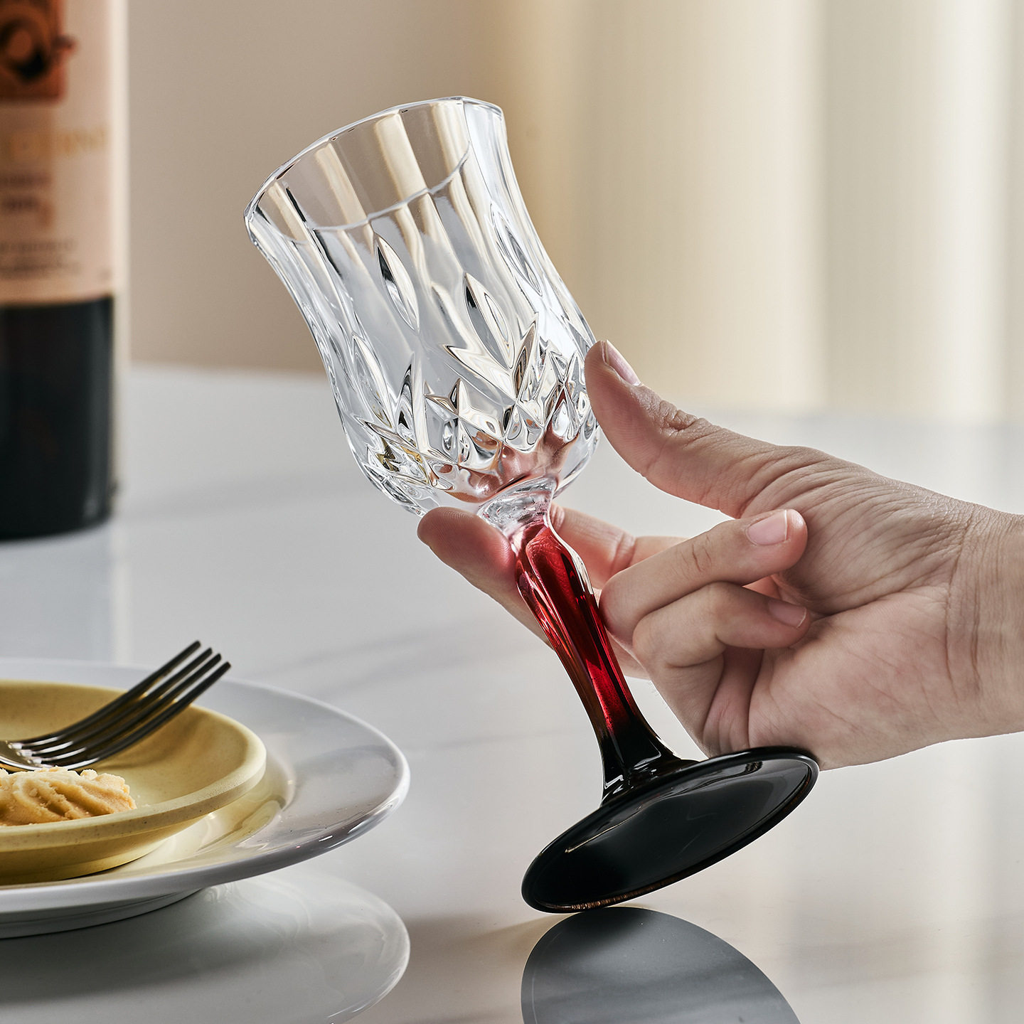 High-End Light Luxury Crystal Wine Glass Decanter Home Set European Style New Creative Tall Glass Wine Glass