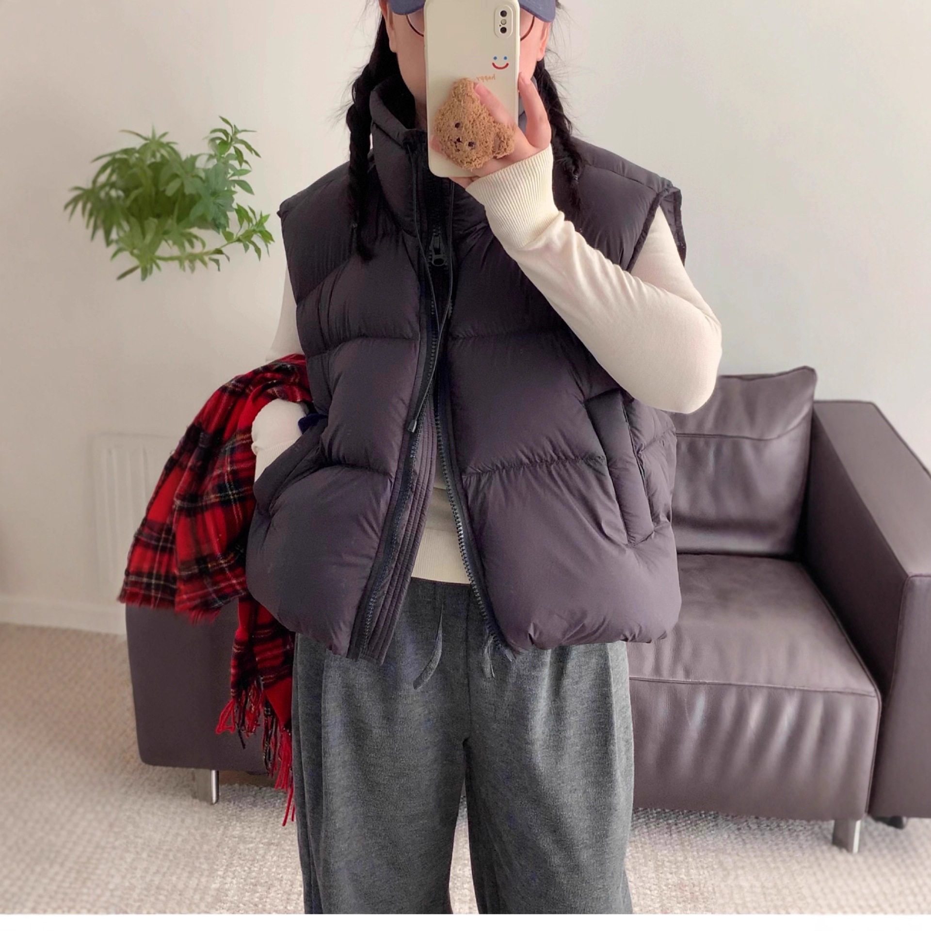 2025 New White Duck down Puffer Vest Women's Stand Collar Petite Coat Versatile Warm