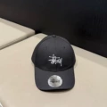 F01-004 black with white letters