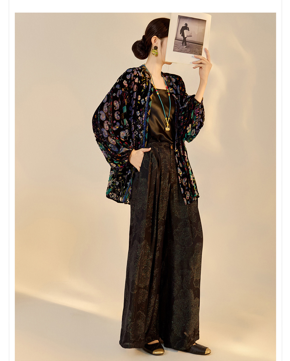 Quần dài ống rộng nữ họa tiết jacquard lụa tơ nhân tạo — Màu trắng nhạt, màu vàng