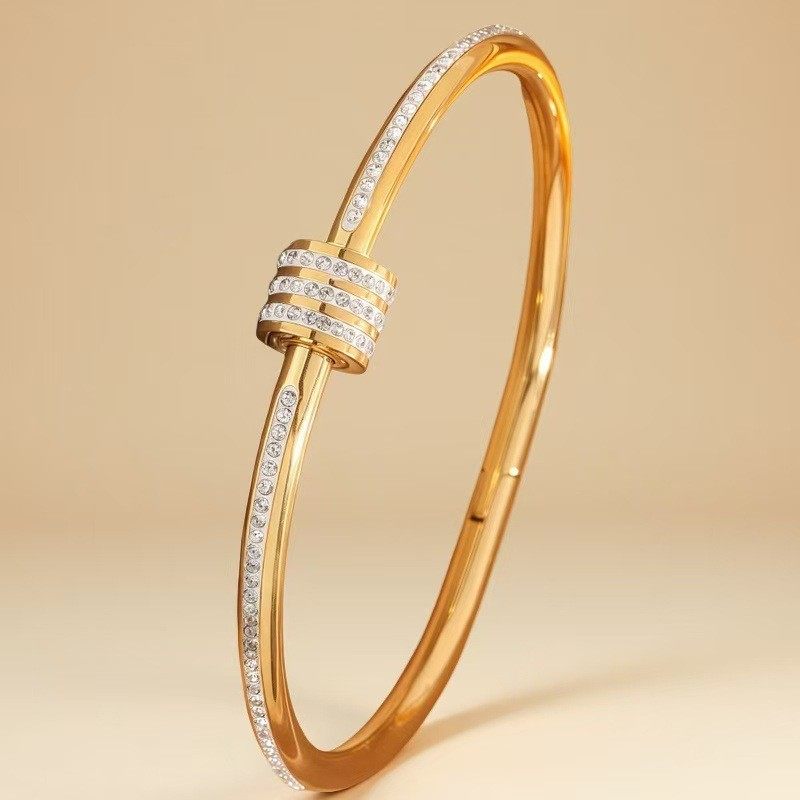 玫瑰金跨境钛钢女款手镯不锈钢轻奢高级感小众时尚锆石手环手镯