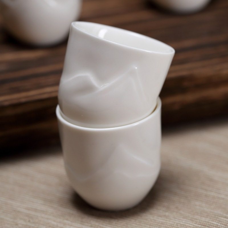 Yunyi Japanese Sake Warmer White Wine Cup Embossed Ceramic Wine Set Home Restaurant Wine Dispenser Wine Glass