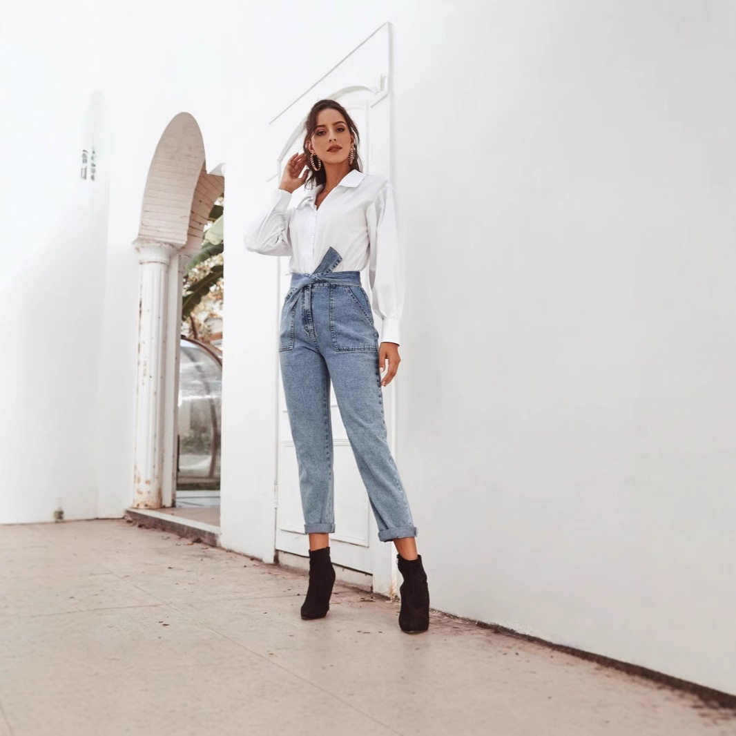 High Waisted Straight Leg Jeans Slim Fit Casual Style Trendy Design Perfect for Everyday Wear Wholesale Available