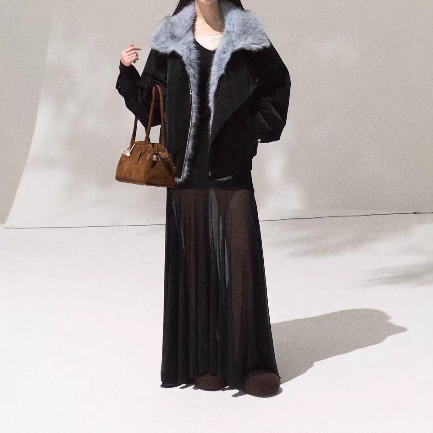 OAKMOO/ Oak and Hazelnut Winter Warm Jacket Women's Fur Collar Thick Short Jacket Lapel Top