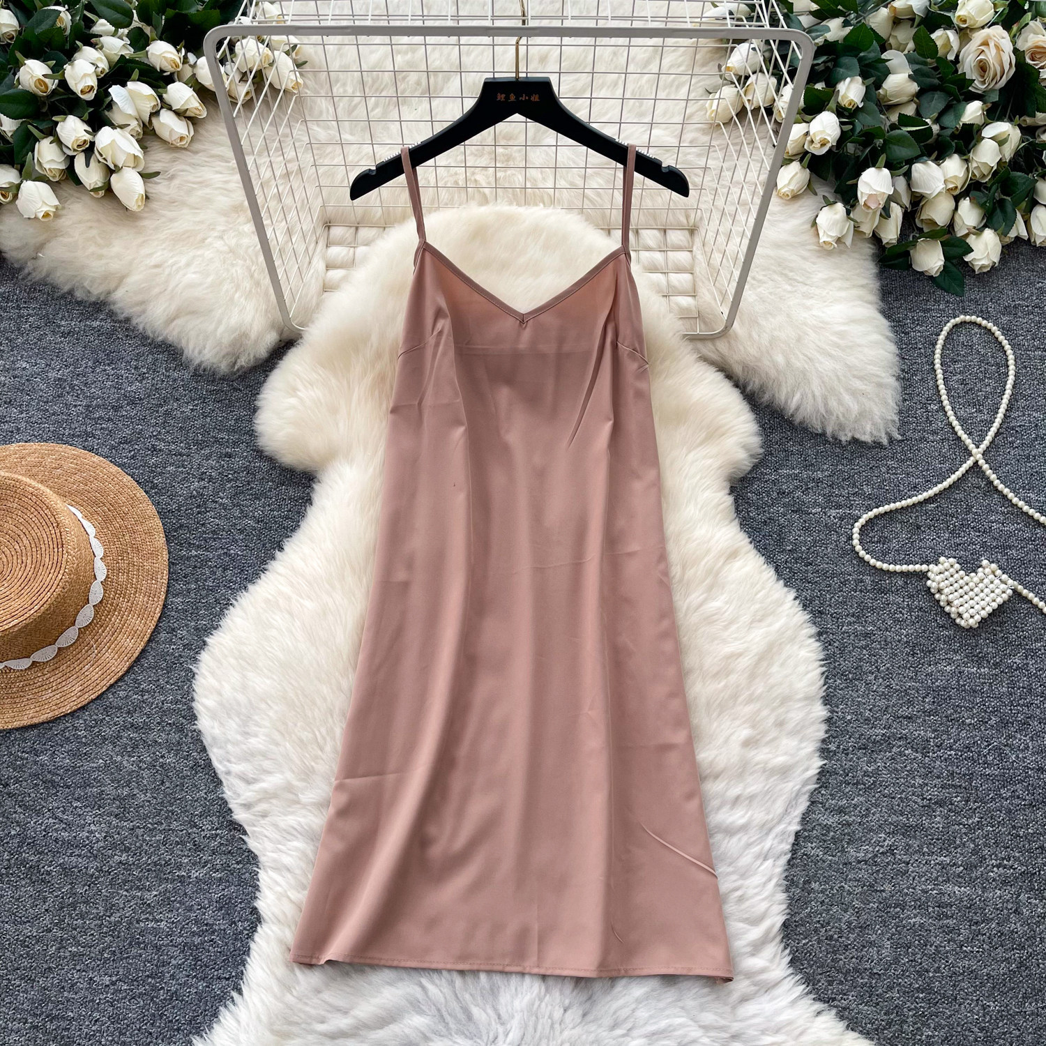 French Romantic Style Sleeveless Lace Dress Sheer Slim Fit Elegant Long Gown Summer Evening Wear Wholesale Available