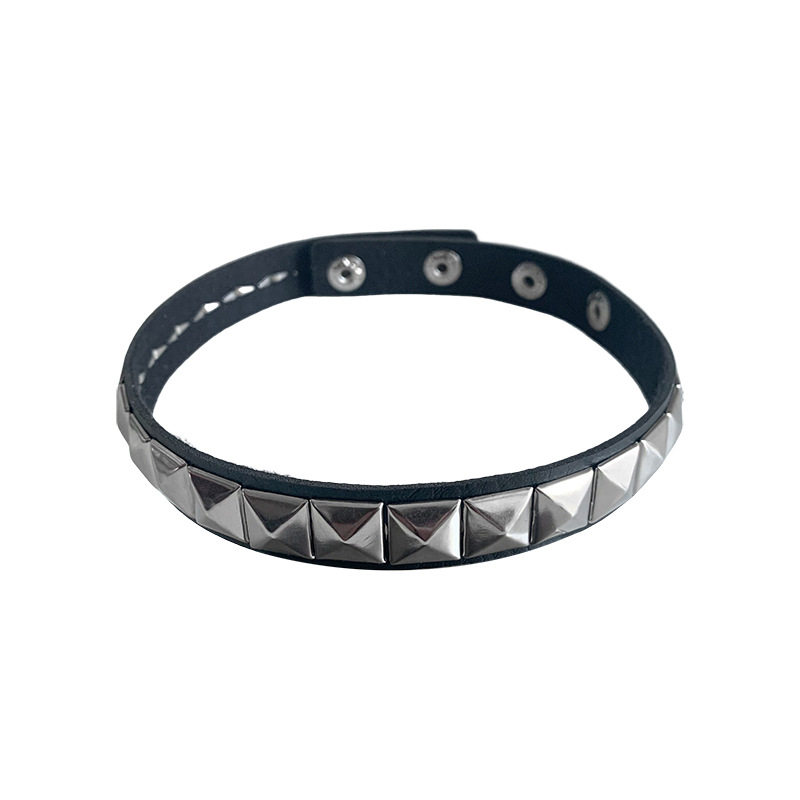 Punk style square rivet collar personalized leather non-mainstream necklace PU leather neck chain clavicle chain cross-border exclusive