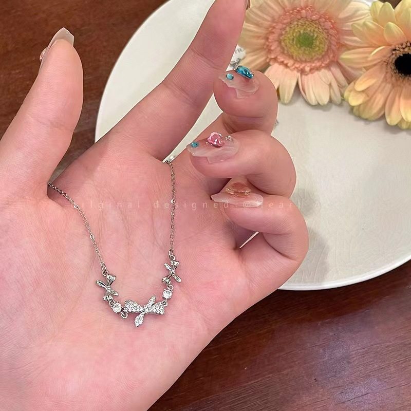 Zircon Bow Necklace Women's Ins Trendy Light Luxury Niche Design High-grade Clavicle Chain Simple All-match Necklace Chain