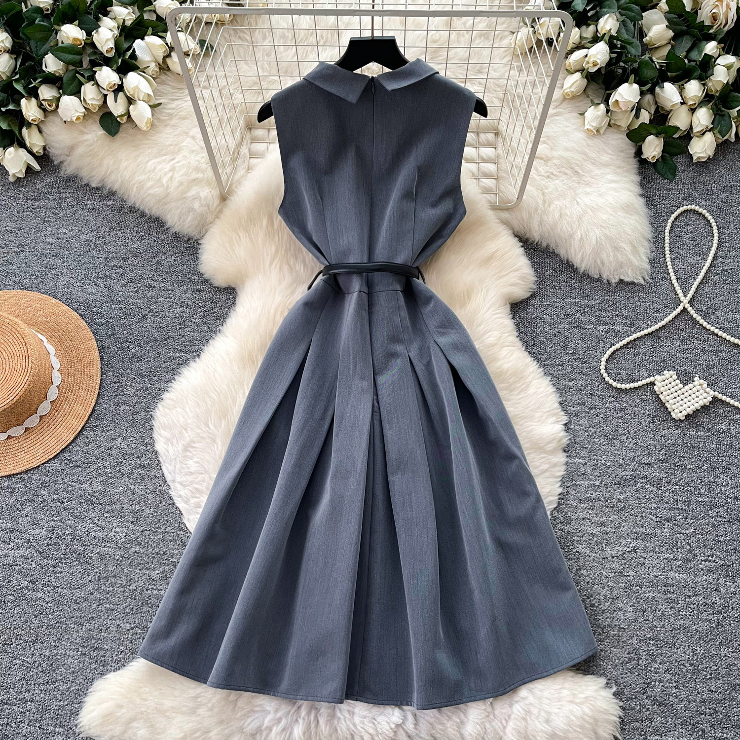 Sleeveless Pleated Dress Elegant Fit Waist Defining Summer Style Perfect for Office Wear Wholesale Available