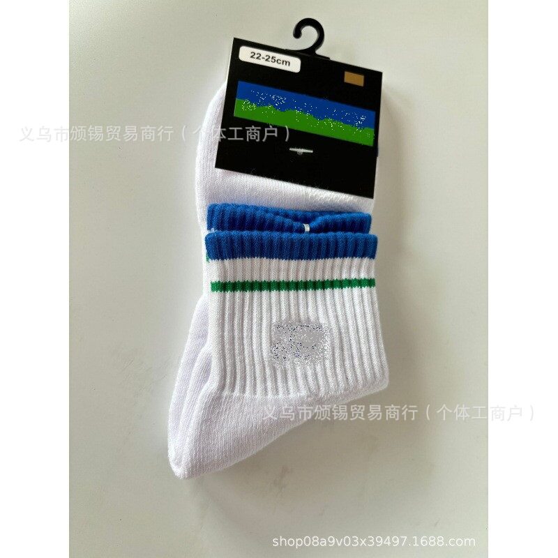 新品尤尼多克斯刺绣中筒毛巾底羽毛球袜子 户外运动棉袜 男女款