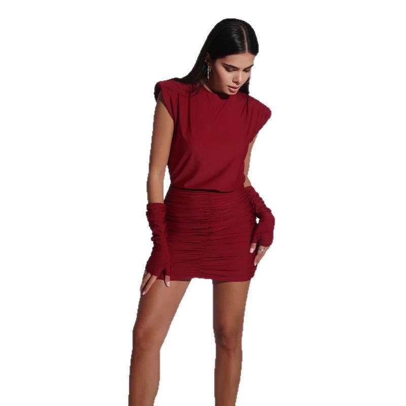Fashionable Bodycon Dress with Ruching Sleeveless Waist Cinching Includes Gloves Trendy Street Style for Parties