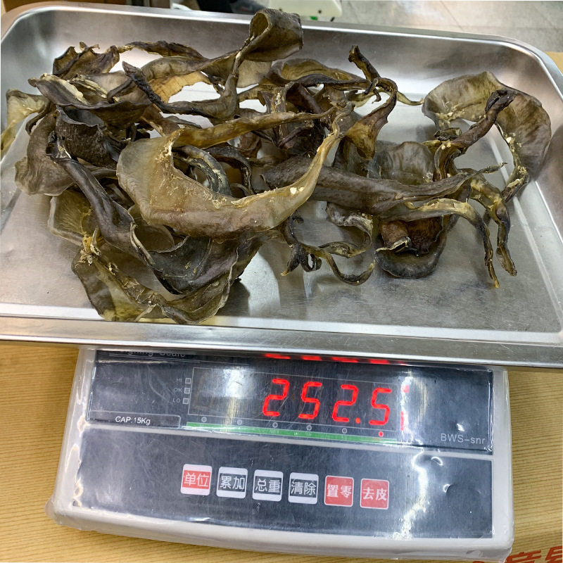 Dry seafood turtle skirt water fish skirt turtle skirt turtle plate turtle plate glue soup turtle side hotel quantity 500 grams