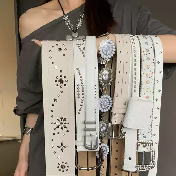 Y2K Studded Belt for Women – Edgy Designer Waist Belt for Dresses & Jeans, Diamond-Shaped Statement Belt
