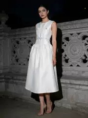 Minimalist and cool French style satin sleeveless dress, long skirt for 2026 summer women's clothing, waist cinched silhouette, solid color dress