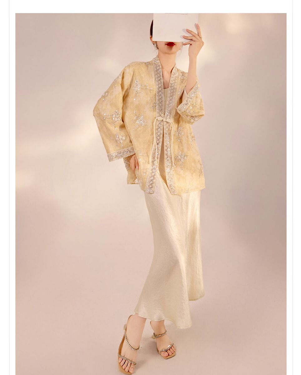 Áo khoác cardigan nữ thêu hoa cài cúc đính hạt cổ chữ V dài tay — Gạo Champagne (giao hàng trong 7 ngày)