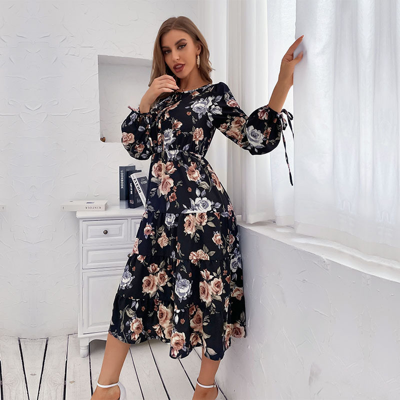 Vintage Floral Long Sleeve Dress Elegant Design Comfortable Fabric Perfect for Spring and Summer Wholesale Available