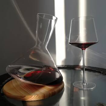 European-Style 1000ml Red Wine Rotating Decanter Home Crystal Glass Luxury Wine Set Lead-Free Appearance Popular
