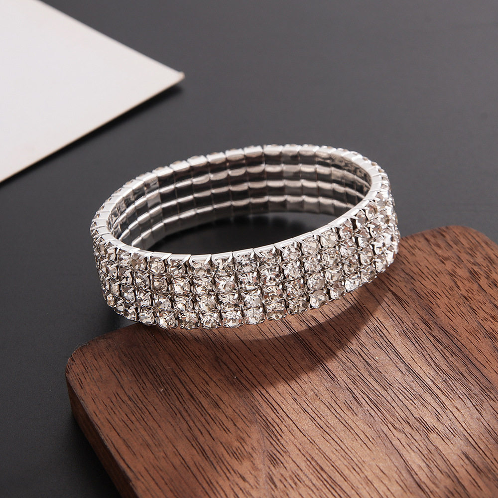 韩版经典个性时尚潮女弹性皮筋松紧满钻手链手镯饰品批发B053