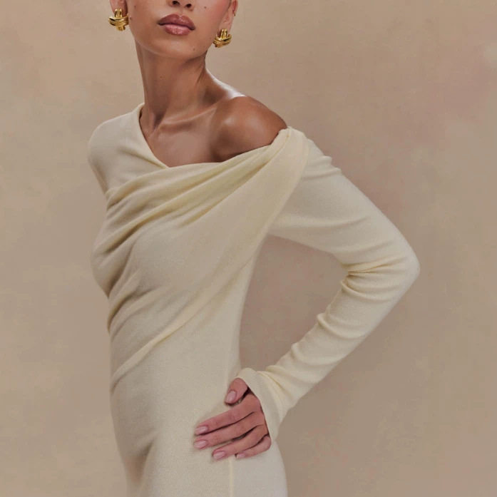 Elegant Womens Maxi Dress Trendy Design Comfortable Fit Versatile Style Perfect for Casual or Formal Occasions
