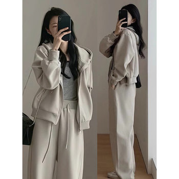 Early Autumn Clothing with a Complete Set of Tea-Style Suits for Women, High-End Hooded Sweatshirts, Wide-Leg Pants, Sports and Leisure Two-Piece Set
