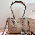 Mollie25 tote bag milk tea color