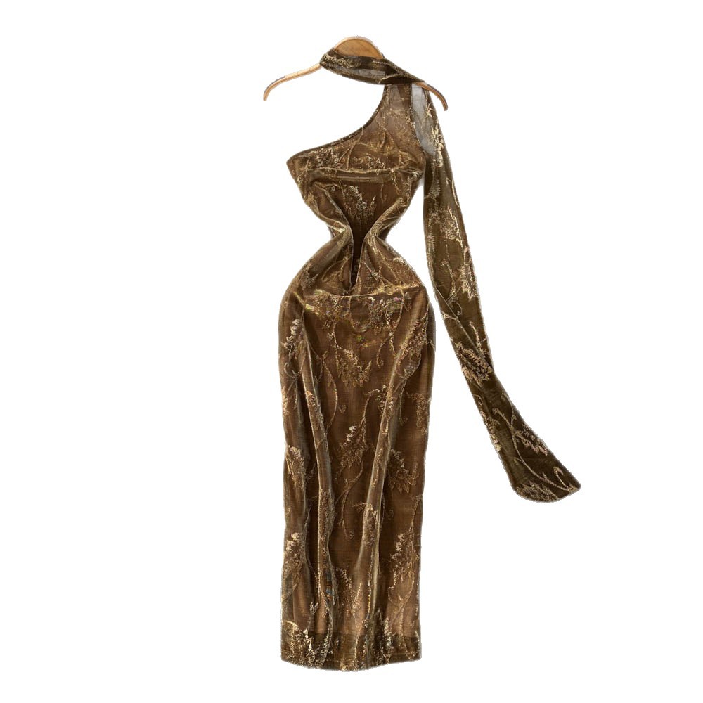 Elegant Off Shoulder Sleeveless Dress High End Gold Foil Print Waist Defining Flowing Design Perfect for Formal