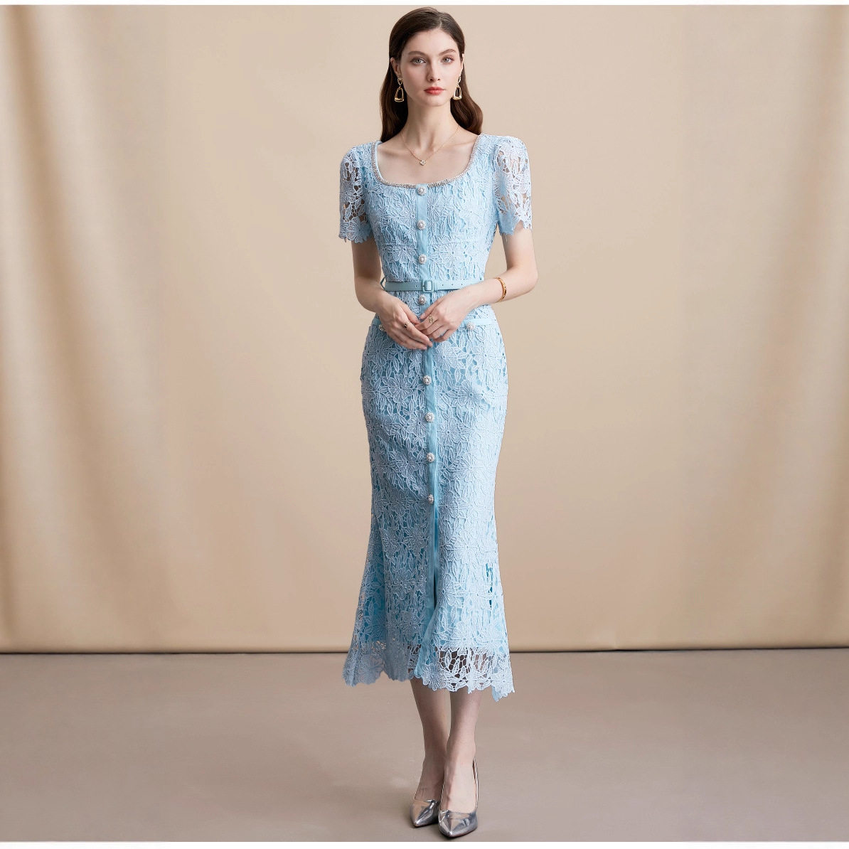 French Chic Lace Dress Short Sleeve Square Neck Rhinestone Embellished Slim Fit Summer Evening Wear Wholesale