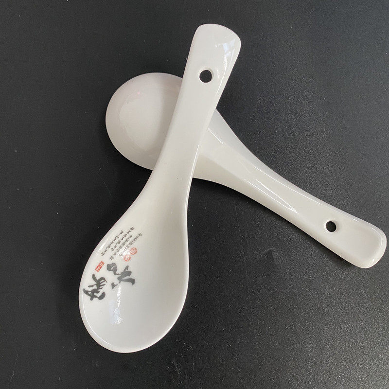 White ceramic spoon home and flower rhyme spoon spoon spoon spoon dollar store supply