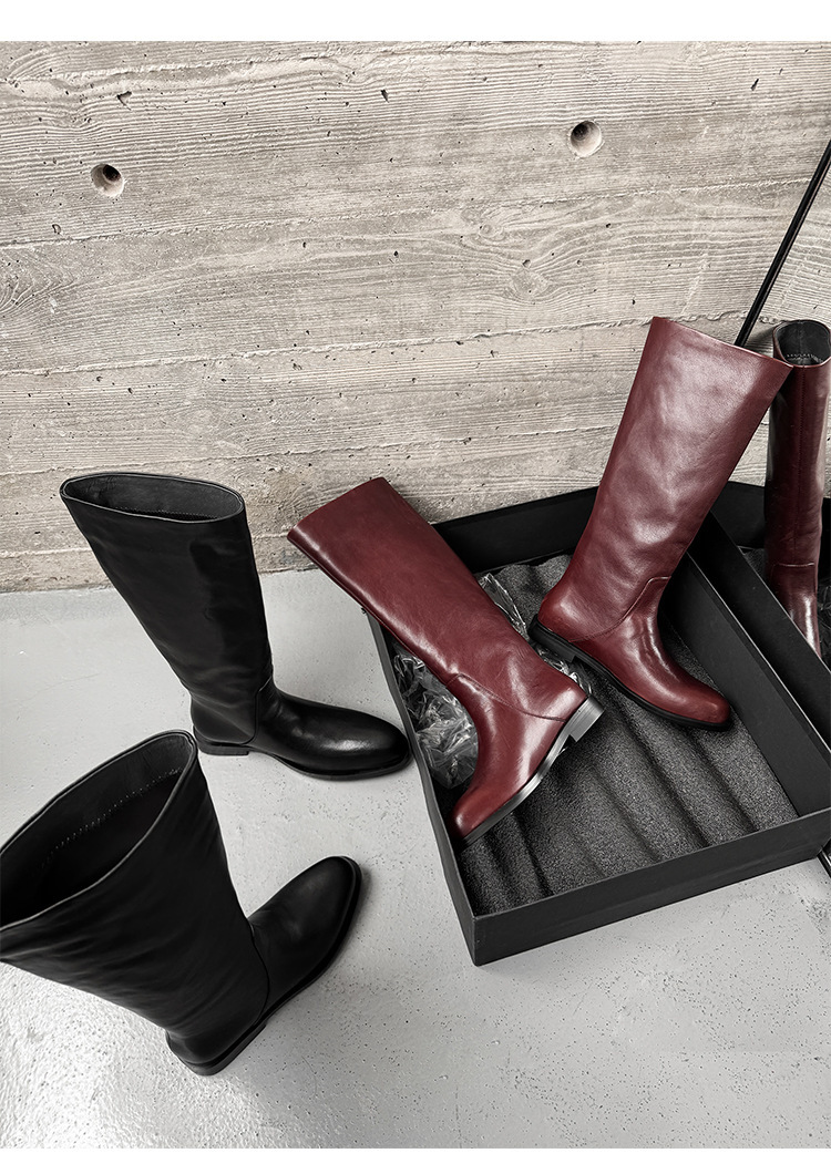Boot nữ cổ cao da bò thật đế bằng dáng ôm chân — màu đen, màu nâu đỏ