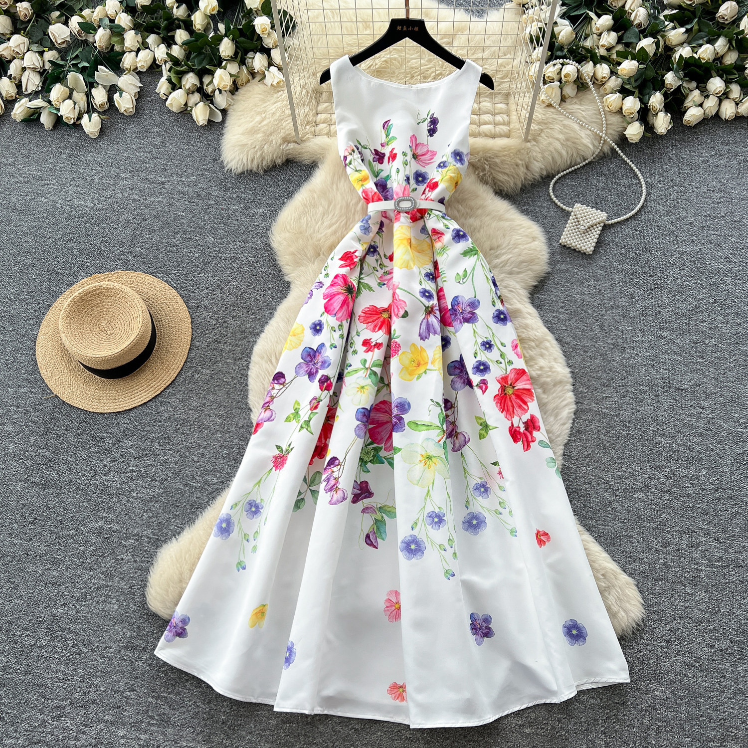 French Style Sleeveless Floral Maxi Dress for Women Waist Defining Flowy Elegant Summer Vacation Wear Wholesale