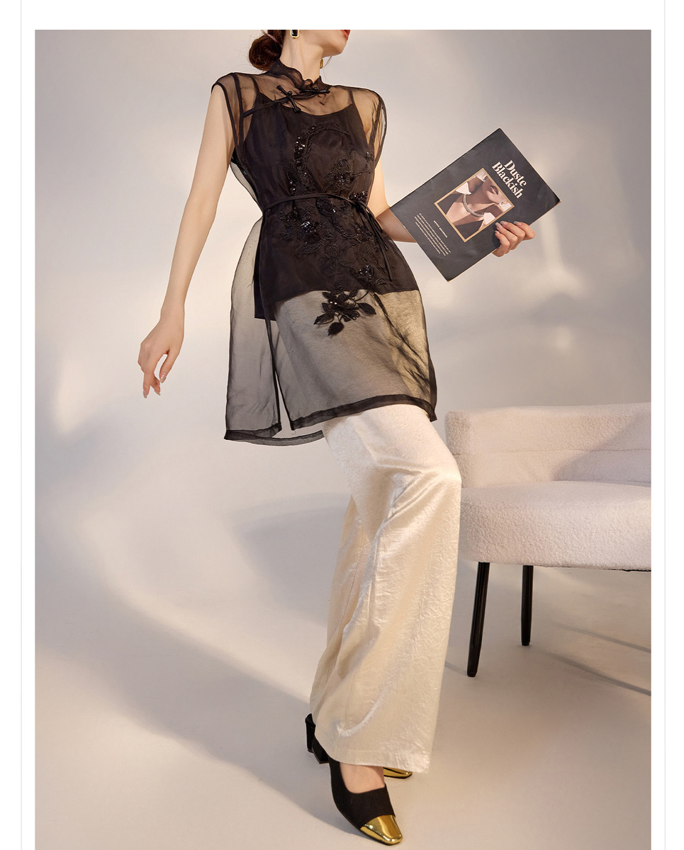 Áo gile nữ thêu họa tiết động vật cổ chữ V dáng thắt dây phối lụa organza