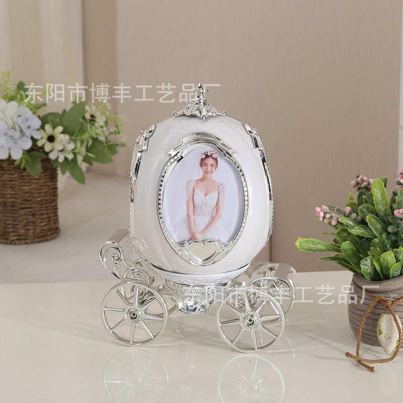 Pumpkin Car Photo Studio Photo Frame Fashion Rotating Music Box Royal Carriage Photo Frame Girly Heart Home Furnishings Wholesale