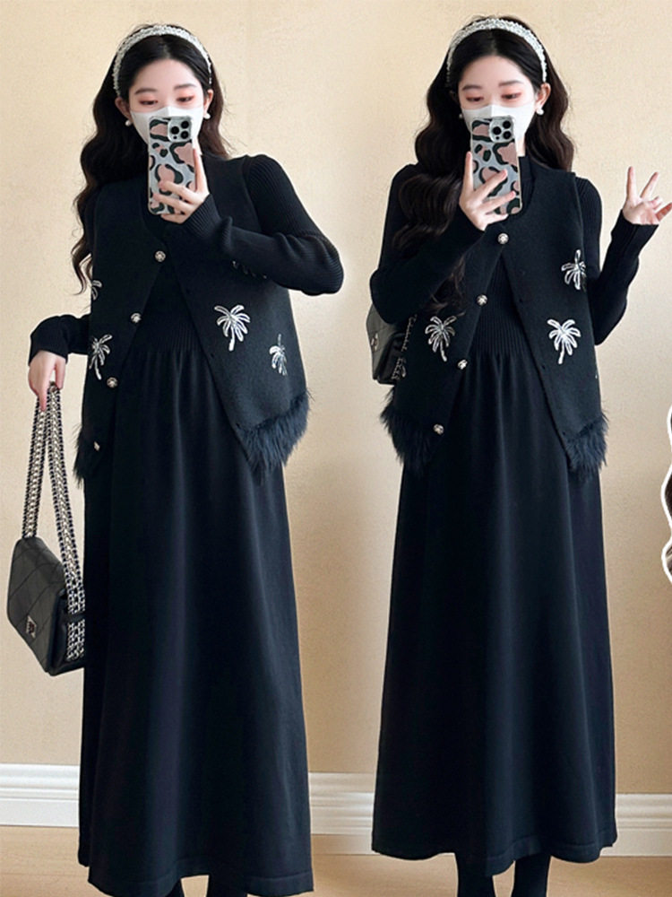 Maternity Wear Autumn and Winter Fashion 2025 Cardigan Sweater Slimming Base Knit Dress Two-Piece Set for Pregnant Women