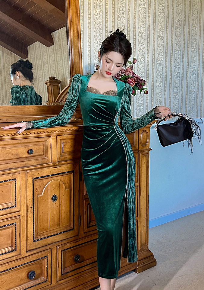 Váy Đầm Nhung Nữ Cổ chữ Vuông Tay Dài Ôm Dáng Xẻ Tà Đính Đá Màu Xanh Lá chi tiết 13