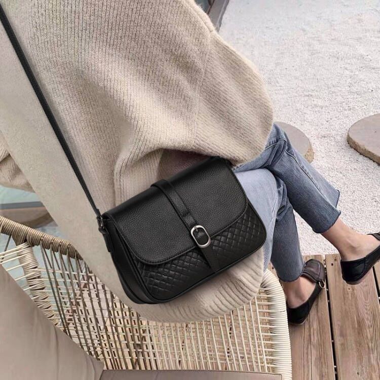(Mới) Mã A2507 Giá 1250K: Túi Đeo Vai Nữ Gutdsh Túi Ví Nữ Chất Liệu Da Bò G04 Sản Phẩm Mới, (Miễn Phí Vận Chuyển Toàn Quốc).