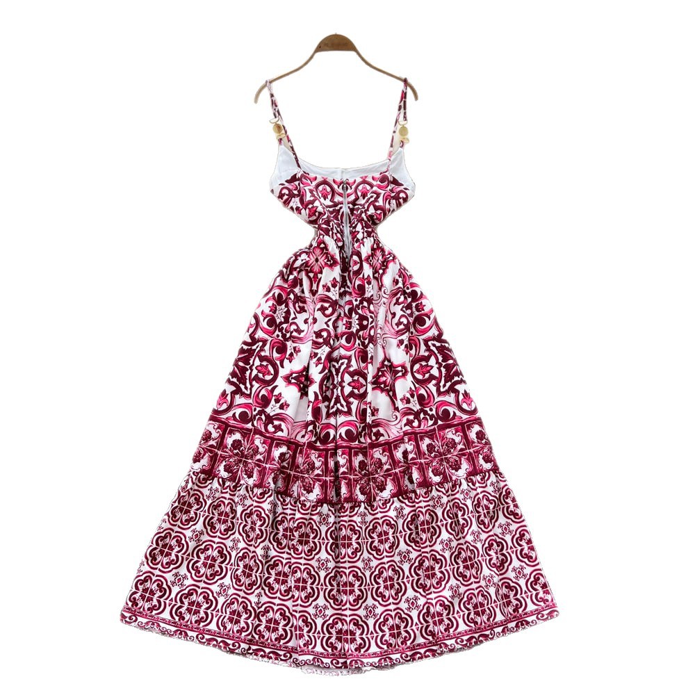 Fashionable Womens Maxi Dress Elegant Floral Print Waist Defining Flattering Fit Autumn Style Wholesale Available