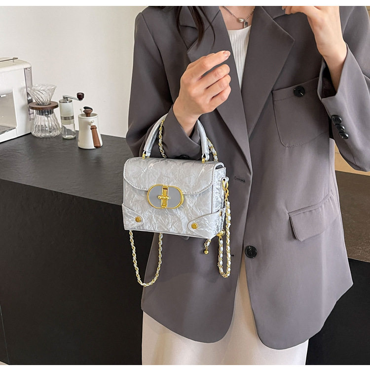 O1CN01DOsD1G1yV4GK6JkUA !!2212088006583 0 cib