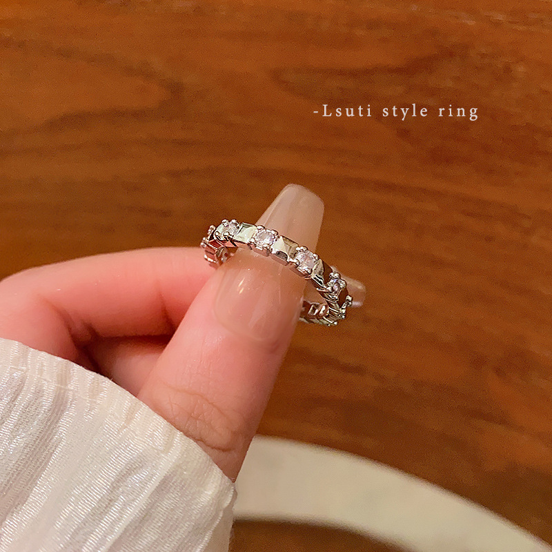 韩国轻奢高级感锆石珍珠戒指女复古小众设计蝴蝶结指环戒开口手饰