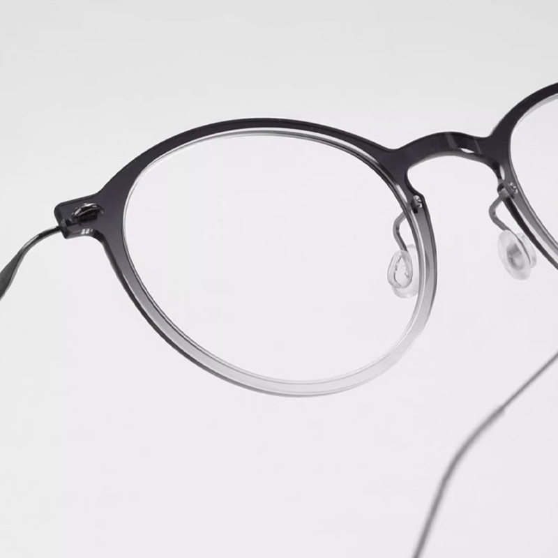 Linde's Same 4.4g Versatile Round Frame Screw-Free Design Ultra-Light Pure Titanium Plain Glasses Frame 6541 Can Be Matched with Degrees