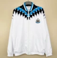 2627 newcastle home retro edition