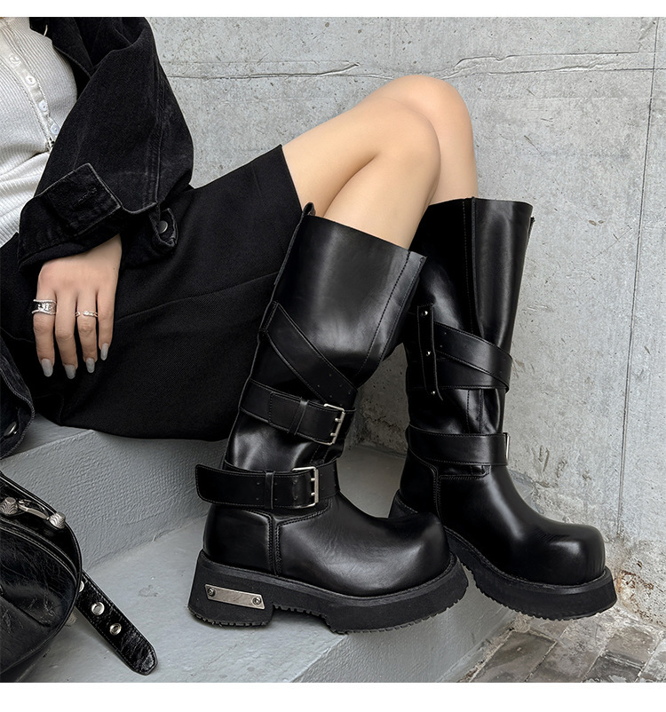 Boot nữ cổ cao da bò khóa thắt lưng đế dày — Màu đen