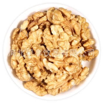 Various Specifications and Walnut Kernels from Various Origins. Walnut Kernels. Cooperate with Export Companies to Export and Sell Domestically to Domestic Food Factories