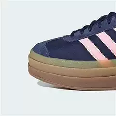 Putian Pure Original Gazelle Bold Men's and Women's Thick-Soled Casual Sneakers Black and White Hq6912 Casual Star Same Style